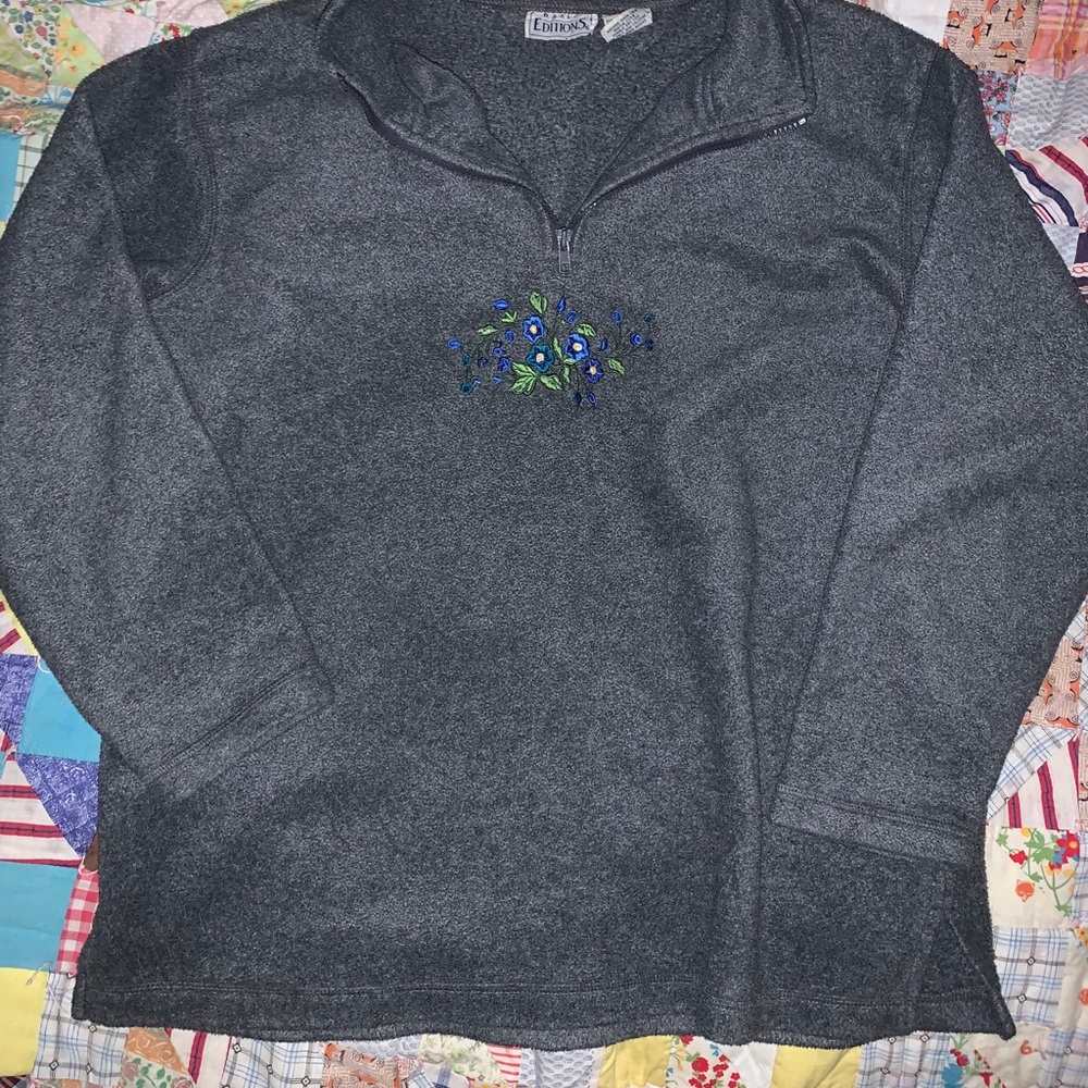 Grey fleece pull over
